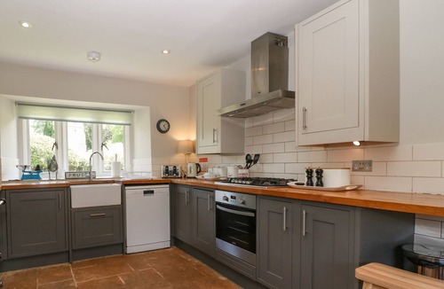 Bourton House | CHURCH VIEW (LOWER SLAUGHTER), family friendly in Lower Slaughter