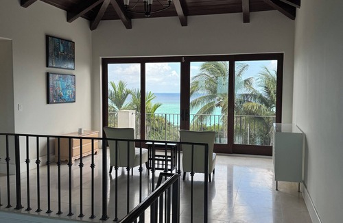 Gambier Villa | Cima del Mar (Top of the Sea) Hilltop, private 180 degree ocean view