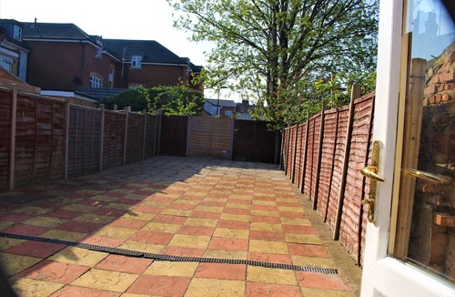 Aylesbury House | CITY CENTRE SPACIOUS 5 BEDROOMS HOUSE AYLESBURY