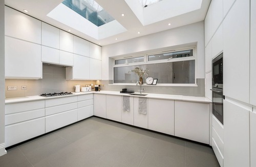 Newington House | City Centre - Townhouse - Stay 10 - Cinema Room