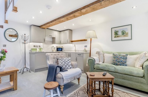 Cauldon Cottage | Clarence Cottage - UK47494