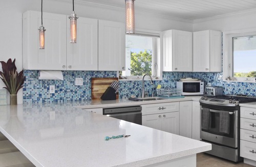 George Town House | Classic Out Island Luxury Sleeps 8, private beach and dock