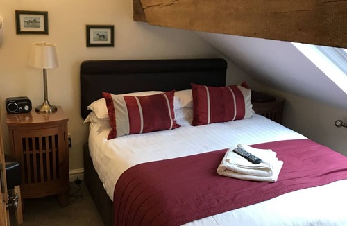 Newcastle-Under-Lyme Bed & Breakfast | Clayhanger Guest House