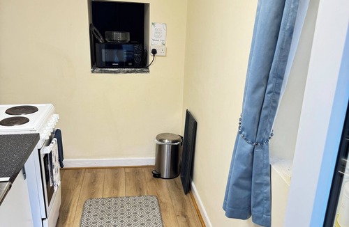 Babbacombe Apartment | Clean holiday studio apartment in the heart of Babbacombe