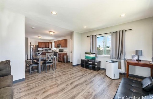 Laie House | Close 2 beach, surf/paddleboards, Air Conditioning