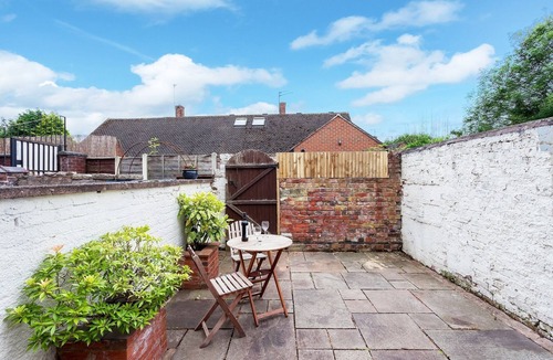 Congleton Cottage | Cloud View Cottage