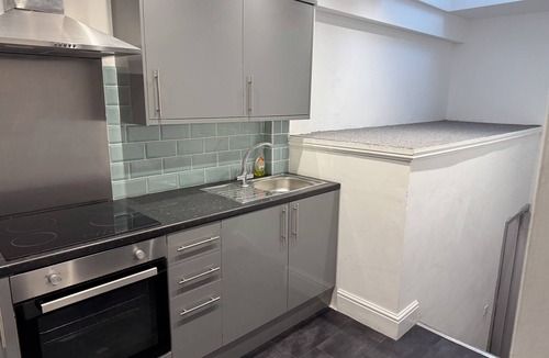 Waterloo Apartment | Coastal Escape: 2-Bed Apartment by Crosby Marina