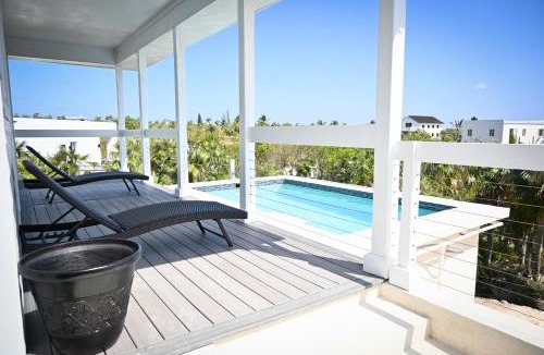 North Palmetto Point Villa | Cocoabanks Reserve