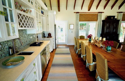 Dunmore Town Villa | Coconut Ranch - Beautiful Secluded Harbourside Compound Villa and Pool