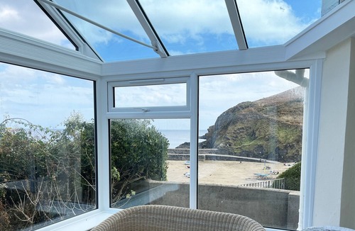Gorran Haven Cottage | Colescus, sea views and access to the sandy beach