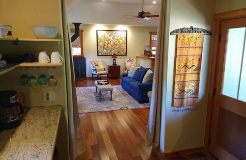 Kilauea Apartment | Comfortable, Classy Farmstay Studio, walk to secluded world-class Kahili Beach