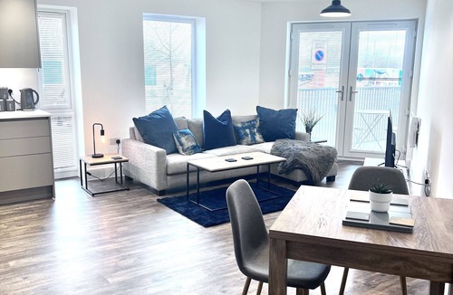 Bicester Apartment | Comfortable, modern apartment near Bicester