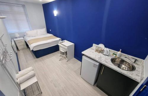 Greenford Broadway House | Comfy Studio Greenford 17 min away to Wembley Stadium
