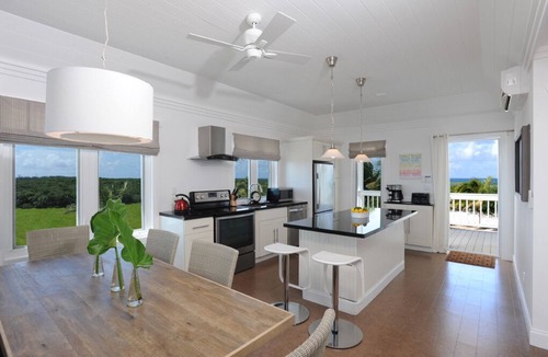 James Cistern Condo | Compound w/Beach, Pool, Pickleball, Gym, Kayaks, Golf Carts, Views!