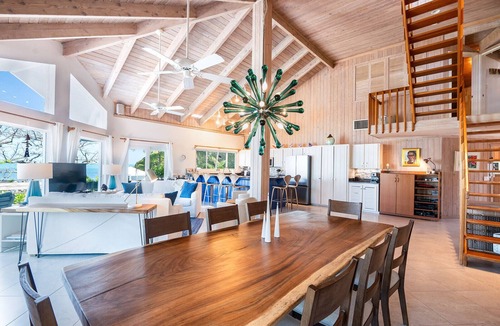 Hope Town House | Conched Out – Luxury 5BR Estate with Private Dock & Stunning Abaco Sunsets
