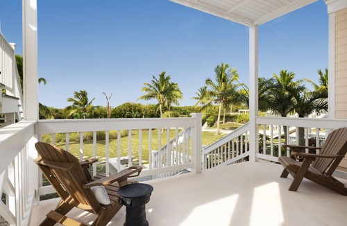 James Cistern Condo | Condo w/Views, Beach, Htd Pool, Pickleball, Golf Cart, Gym,Walk to Restaurant