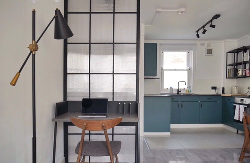 Farringdon Apartment | Contemporary Urban Apartment