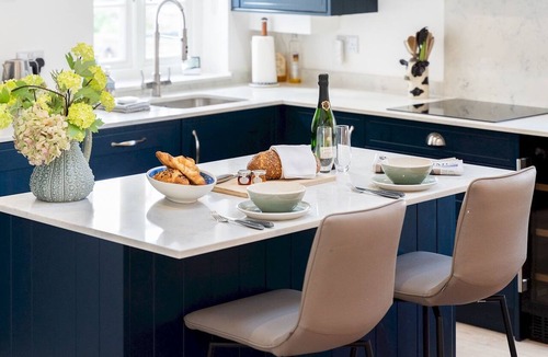 Amersham Apartment | Converted Hop House Apt - Old Amersham - Chilterns - Pass the Keys