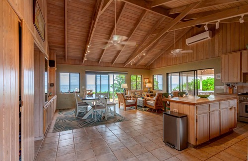 Hope Town House | Cookie On The Rocks - Private Beachfront Retreat at Elbow Cay's North End