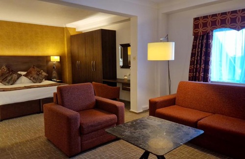 Bracknell Hotel | Coppid Beech