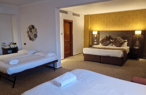 Bracknell Hotel | Coppid Beech