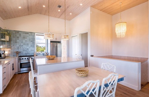 Hope Town House | Coral Cove - Private Pool Near desirable Tahiti Beach