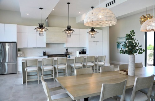 Rokers Point Villa | Coral Cove Villa - New Large 7 Bedroom Modern Luxury Villa + Concierge