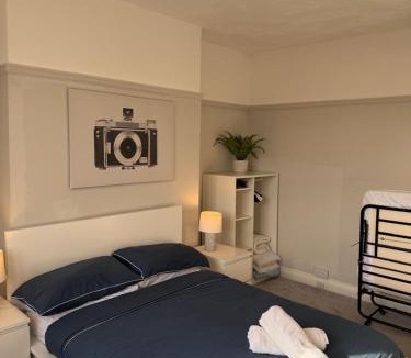 South Shore Apartment | Cosy 2 Bed By Pleasure Beach