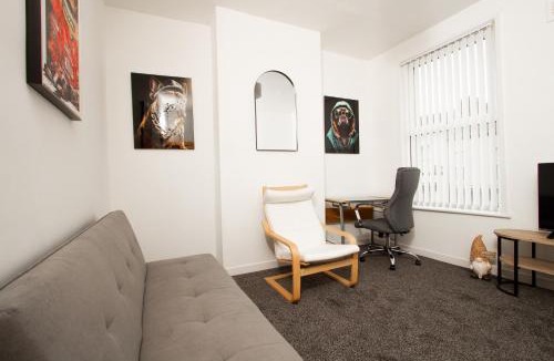 Everton Apartment | Cosy 2BR Flat Near Anfield & Goodison, Liverpool