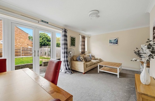 Aylesbury House | Cosy 3 bed house in Aylesbury