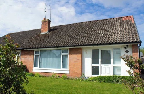 West Kirby House | Cosy 3Bed Bungalow in West Kirby, Free Parking