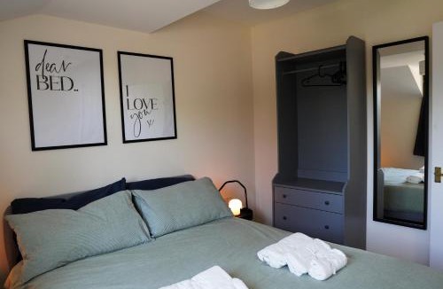 Cranfield Apartment | Cosy Apartment with Office & Parking in Cranfield