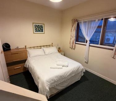 Mill Road Apartment | Cosy central 1 bedroom flat near city centre & station
