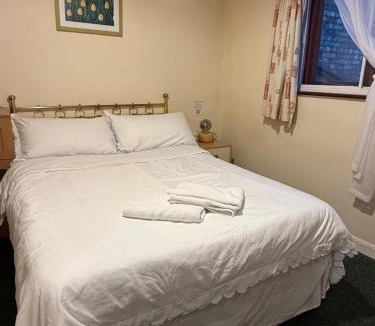 Mill Road Apartment | Cosy central 1 bedroom flat near city centre & station