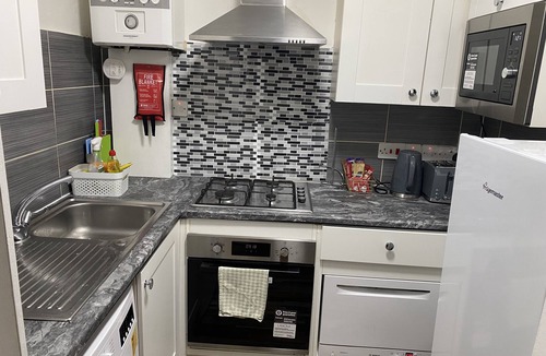 Sudbury Apartment | Cosy family friendly two bedroom apartment.