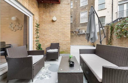 Canonbury Apartment | Cosy Islington Hideaway near Zone 1 | Stylish & Central