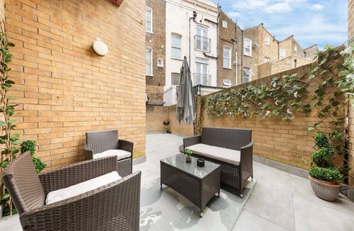 Canonbury Apartment | Cosy Islington Hideaway near Zone 1 | Stylish & Central