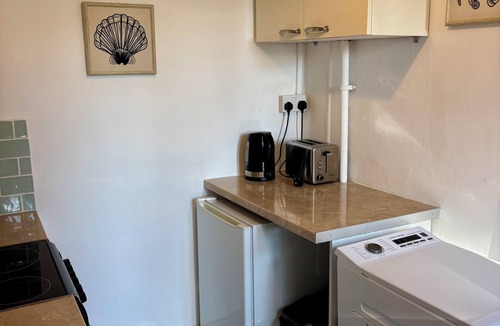 Bedford Apartment | Cosy one bedroom flat in a country house.