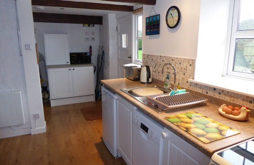 Bude House | Cosy rural barn retreat for couples near stunning Cornish coast