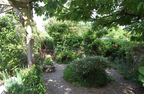 Great Rissington Cottage | COTSWOLD COTTAGE IN A QUIET VILLAGE WITH LARGE GARDEN