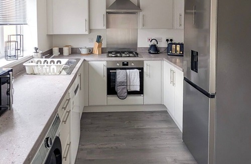 Ashchurch House | Cotswold Green, Sleeps 5 with Free ev Charge