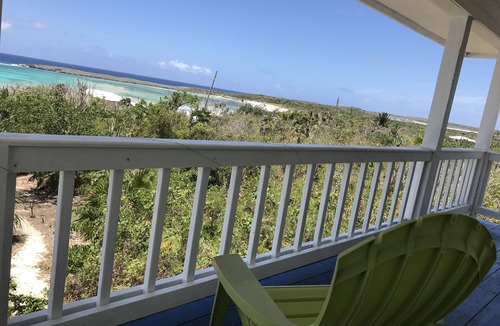 Clarence Town Cottage | Cottage At Dean's Blue Hole - Walking Distance To The Blue Hole!