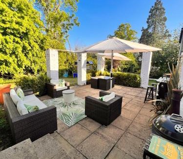 Ravensden Apartment | Cottage Comfy, Luxury, Rural