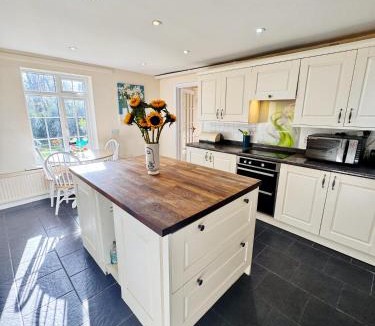 Ravensden Apartment | Cottage Comfy, Luxury, Rural