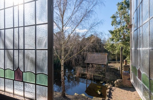 Little Stukeley Cottage | Cottage on Private Island in Cambridgeshire