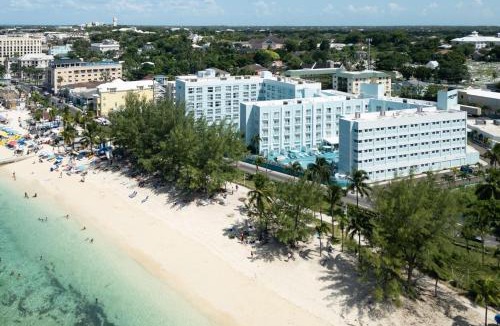 Downtown Nassau Hotel | Courtyard by Marriott Nassau Downtown/Junkanoo Beach
