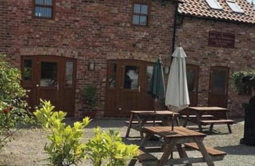 Welbury Apartment | Courtyard Rooms, 1-Bed Studio, Sleeps 2, Pets Ok