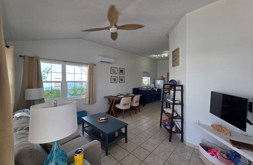 George Town Villa | Cozy 1-bedroom villa steps from the water in beautiful Exuma.