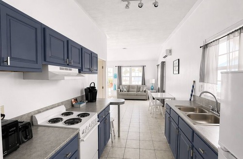 George Town Villa | Cozy 1-bedroom villa steps from the water in beautiful Exuma.