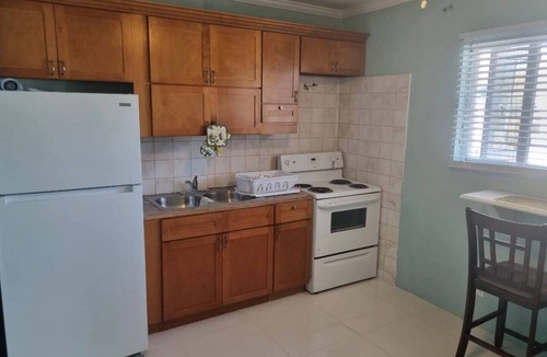 Nassau Apartment | Cozy 1bedroom/1bath 5 minutes drive from the beach